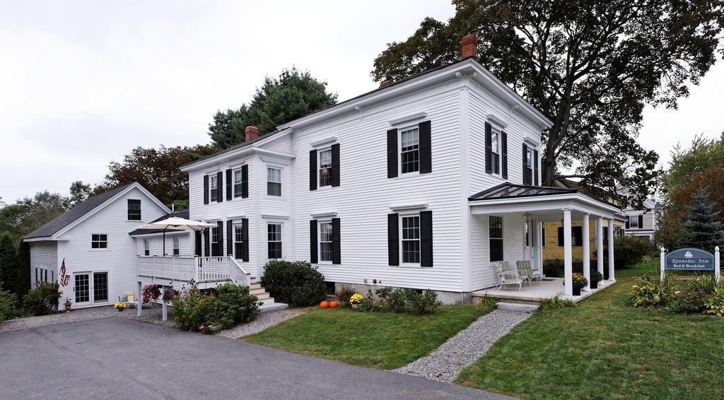 Kennebec Inn Бат Екстериор снимка